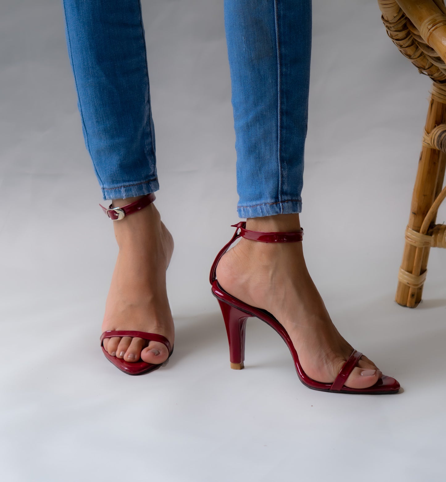 Elegant maroon heel featuring a sophisticated 3-inch lift